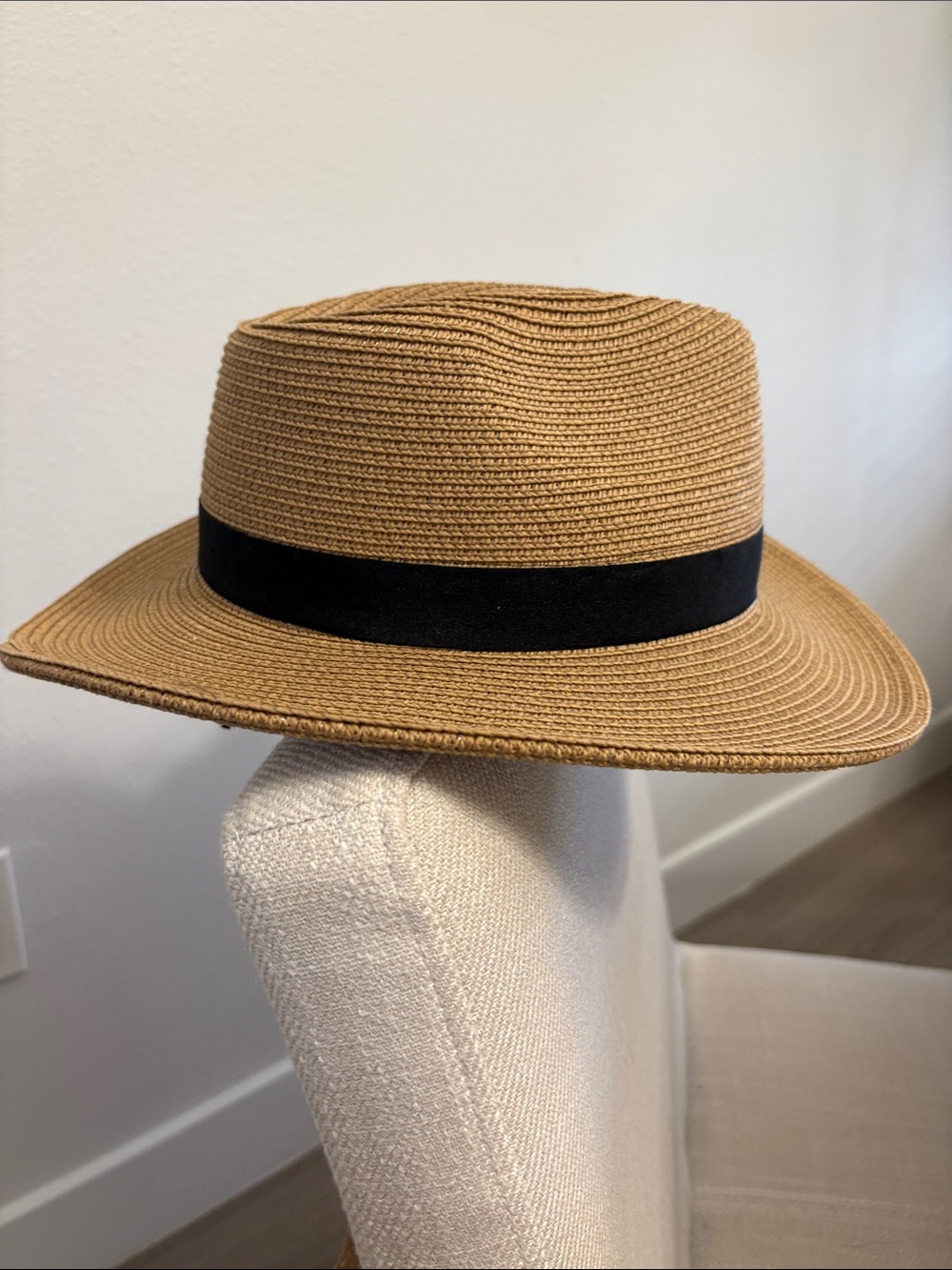 Solar Escape Straw Hat - Picture 2 of 3